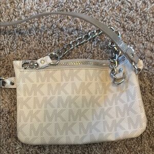 Michael Kors Cream belt Bag